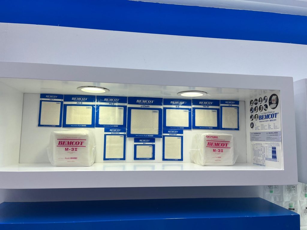 BEMCOT™ Wipes : The Pinnacle of Cleanroom and Laboratory Hygiene